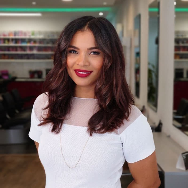 Mirla Fernandez, Inhaberin der Friseur Akademie Offenburg